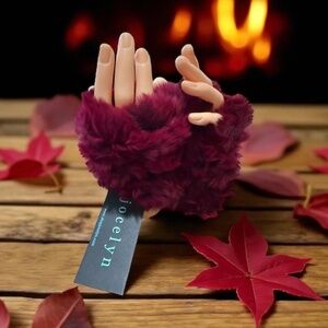 Jocelyn Rabbit Fur Hand Warming Fingerless Gloves - RUBY